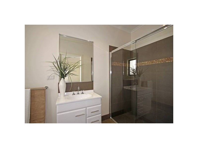 2/36 Genista Street, Frankston South VIC 3199