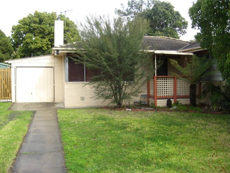 32 Karingal Drive, Frankston VIC 3199