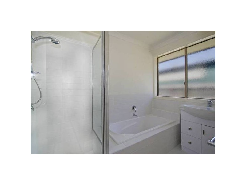 2/82 East Road, Seaford VIC 3198