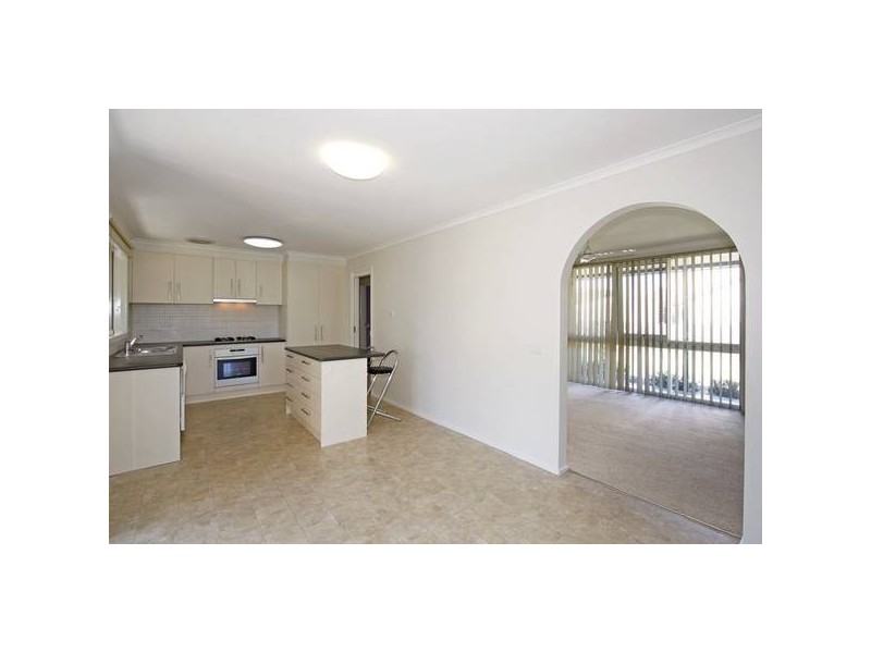 1 Raymond Avenue, Langwarrin VIC 3910