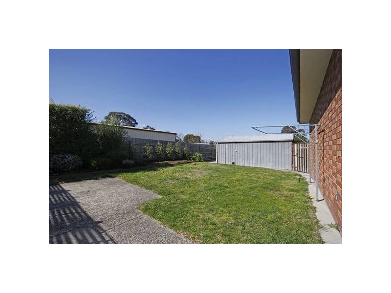 1 Raymond Avenue, Langwarrin VIC 3910