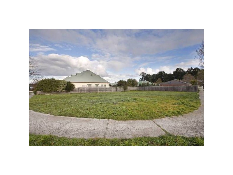 14 Manor Drive, Frankston South VIC 3199