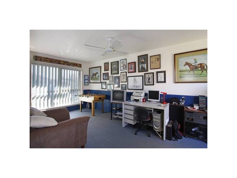 24 Fairhaven Road, Carrum Downs VIC 3201
