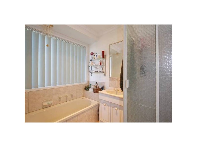 24 Fairhaven Road, Carrum Downs VIC 3201