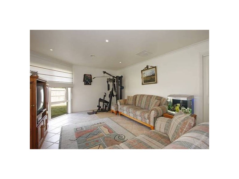 8 Luke Court, Frankston South VIC 3199