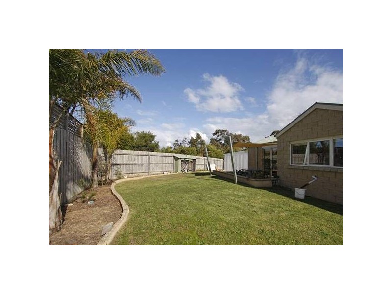 8 Luke Court, Frankston South VIC 3199
