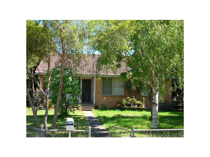 79 Rosemary Crescent, Frankston North VIC 3200