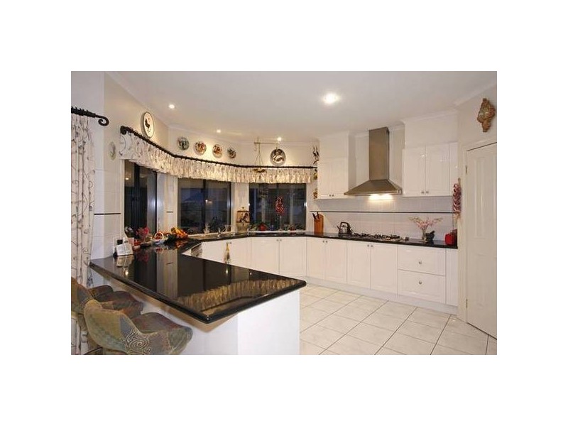 5 Pindara Boulevard, Langwarrin VIC 3910