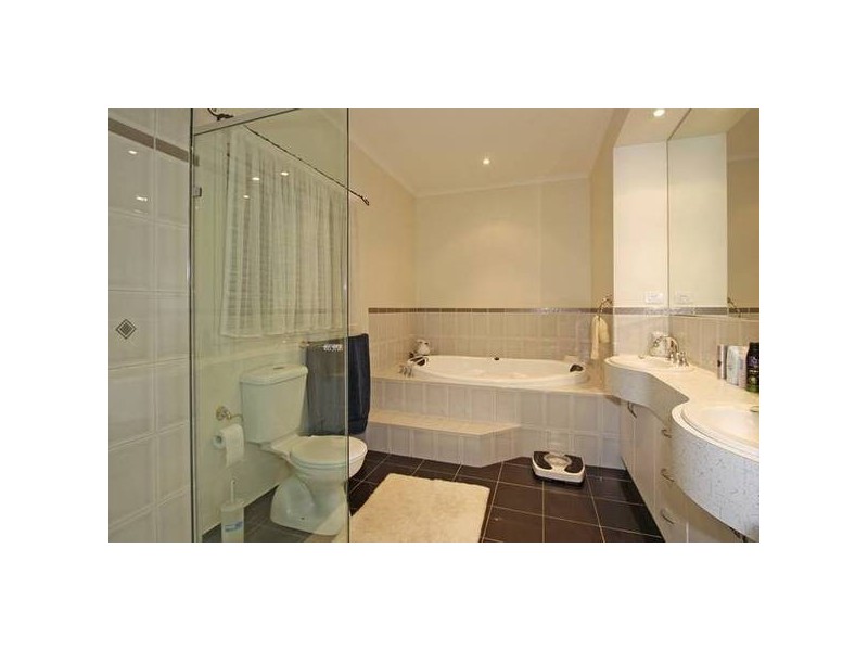 5 Pindara Boulevard, Langwarrin VIC 3910