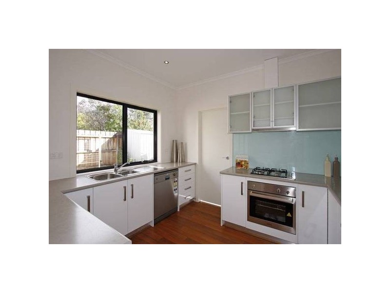 2/36 Genista Street, Frankston South VIC 3199