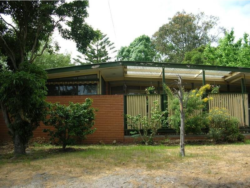 17 Berberis Crescent, Frankston VIC 3199
