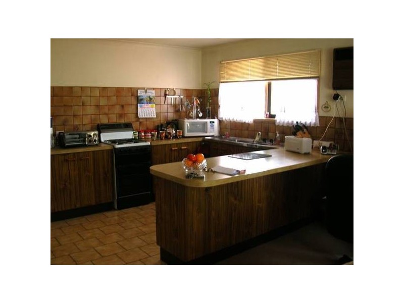 3/4 Wisewould Avenue, Seaford VIC 3198