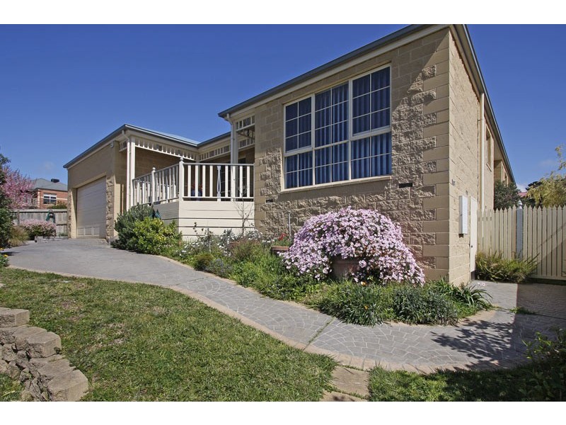 43 Manor Drive, Frankston South VIC 3199