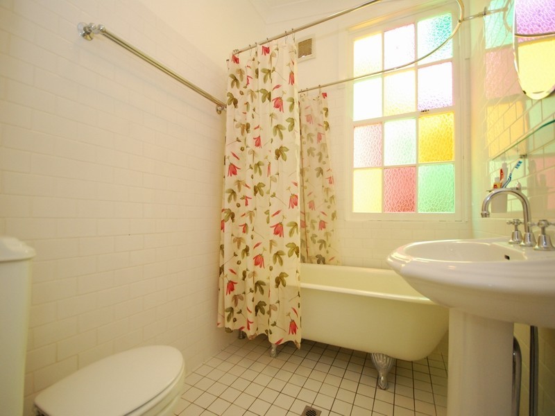 10 Young Street, Milton QLD 4064