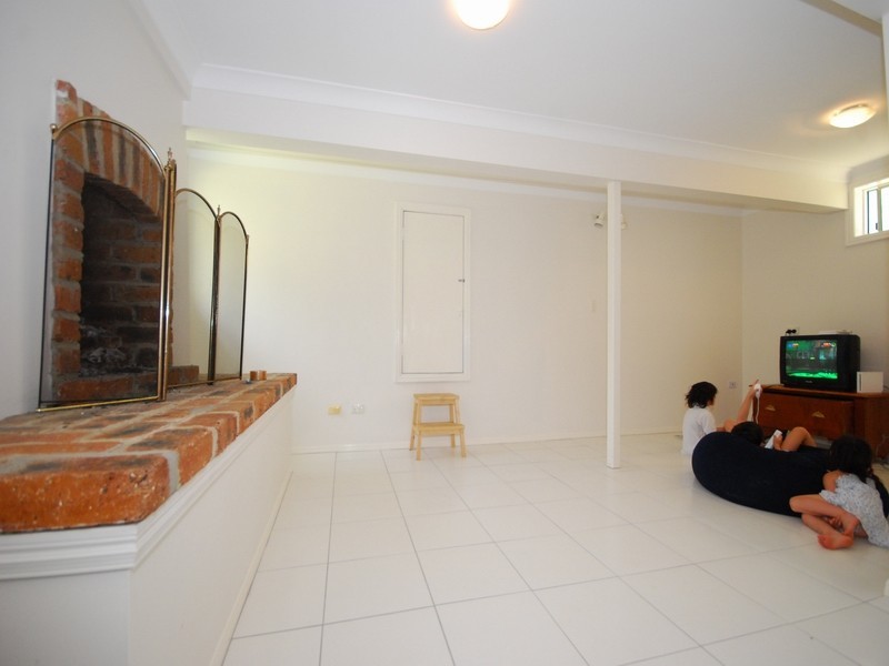 10 Young Street, Milton QLD 4064