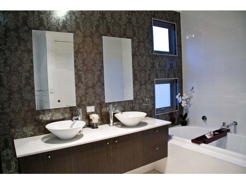 11 Scriven Street, Wilston QLD 4051