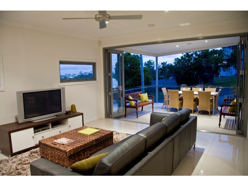 11 Scriven Street, Wilston QLD 4051