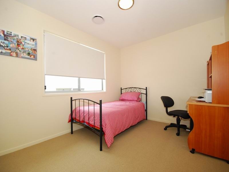 30 Melbourne Avenue, Camp Hill QLD 4152