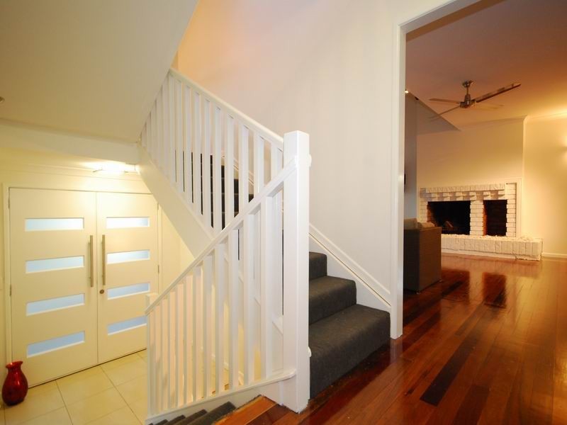 85 Hebe Street, Bardon QLD 4065