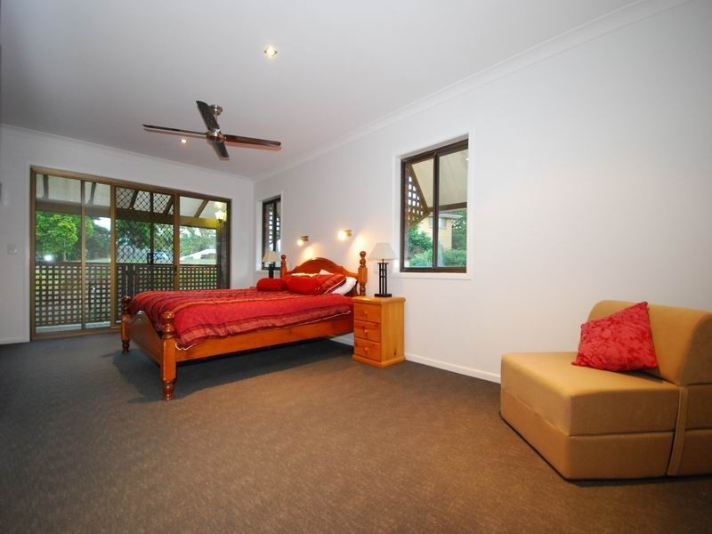 85 Hebe Street, Bardon QLD 4065