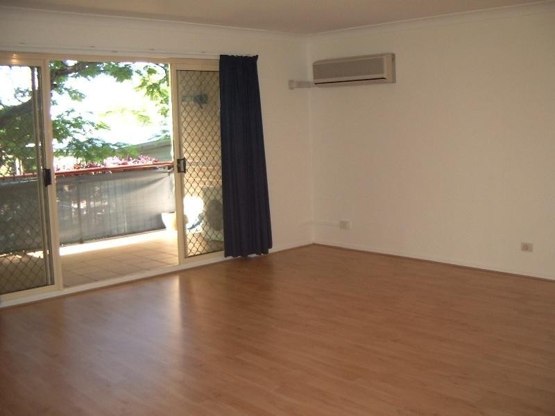 4/19 Windsor Road, Red Hill QLD 4059