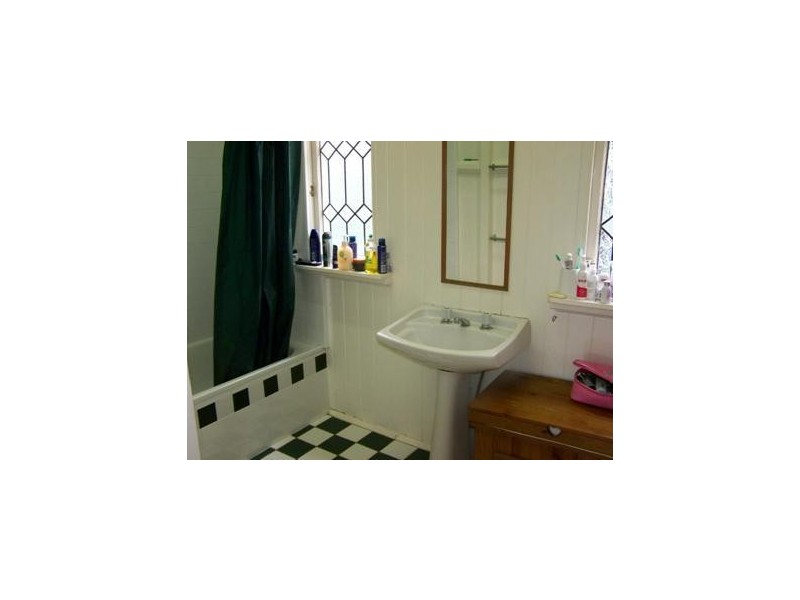 12 Eton Street, Toowong QLD 4066