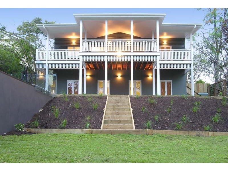 61 Northam Avenue, Bardon QLD 4065