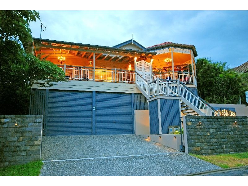 17 Golding Street, Toowong QLD 4066