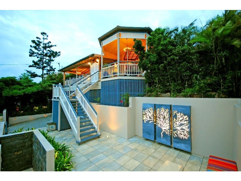 17 Golding Street, Toowong QLD 4066