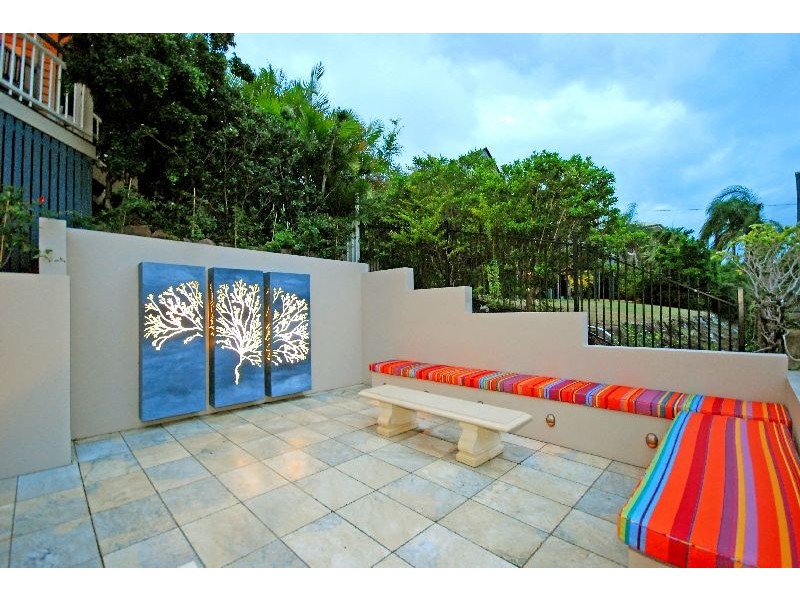 17 Golding Street, Toowong QLD 4066