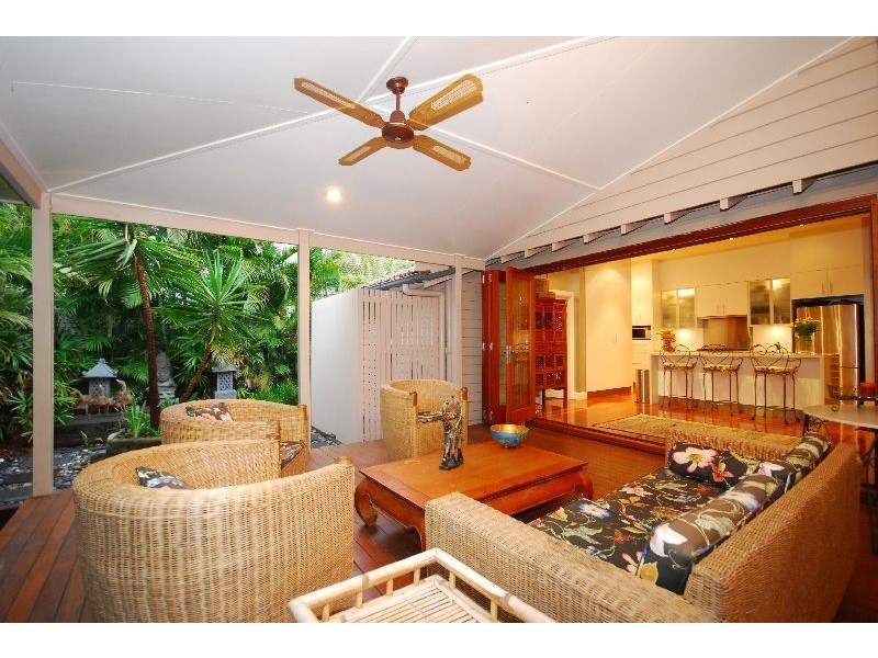 17 Golding Street, Toowong QLD 4066