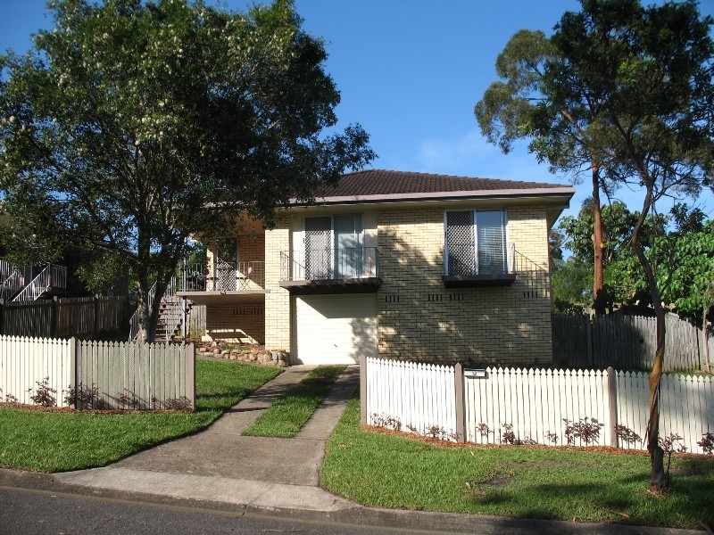 12 Cedarhurst Street, The Gap QLD 4061