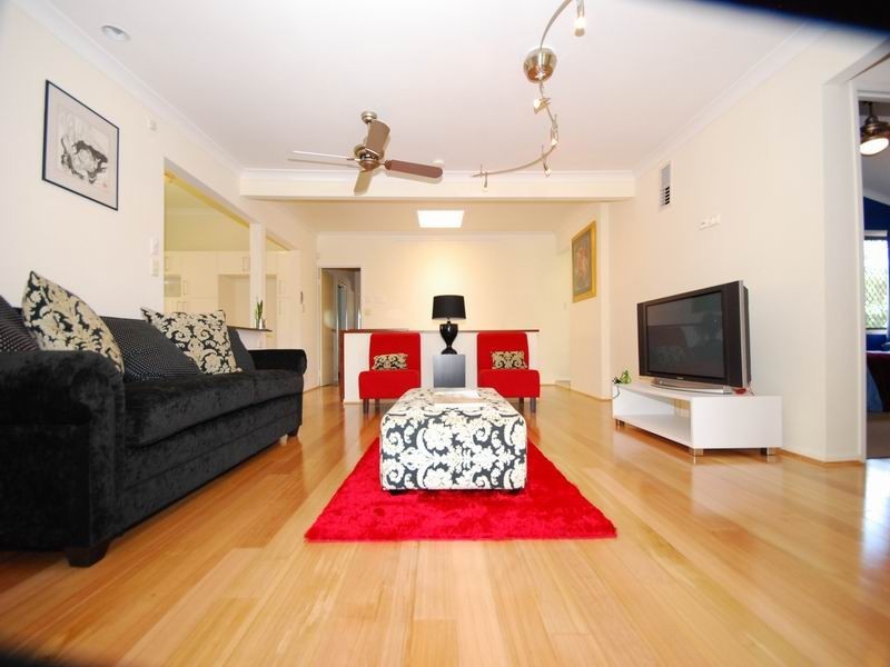 43 Stoneleigh Street, Albion QLD 4010