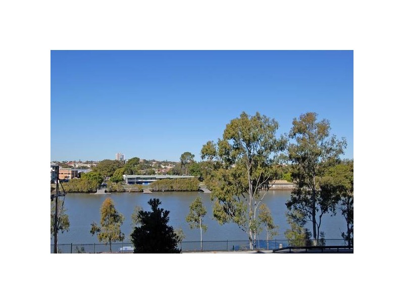 10/8 Dunmore Terrace, Auchenflower QLD 4066