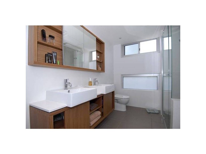 10/8 Dunmore Terrace, Auchenflower QLD 4066