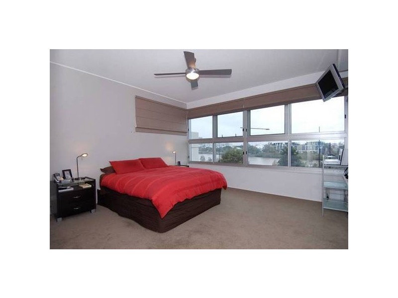 10/8 Dunmore Terrace, Auchenflower QLD 4066