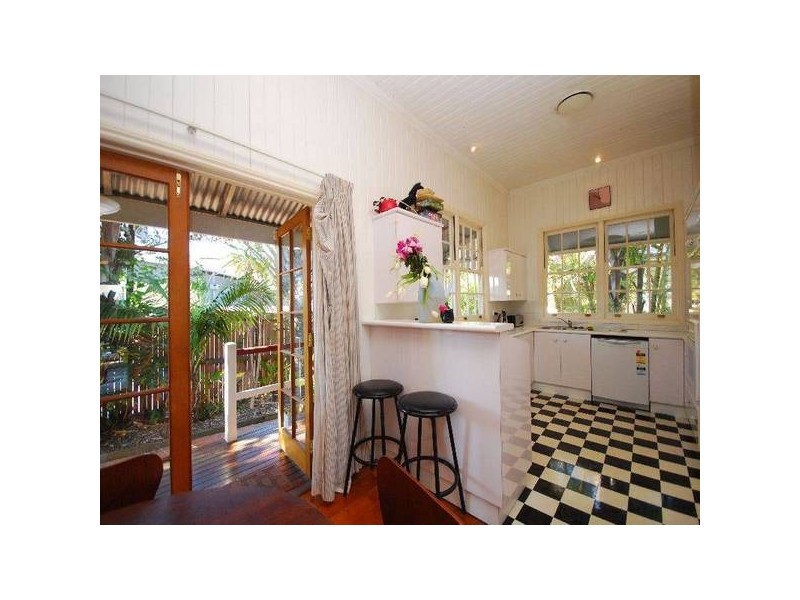 6 Chapel Street, Brisbane QLD 4000