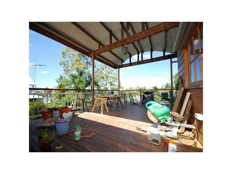 24 Wienholt Street, Auchenflower QLD 4066