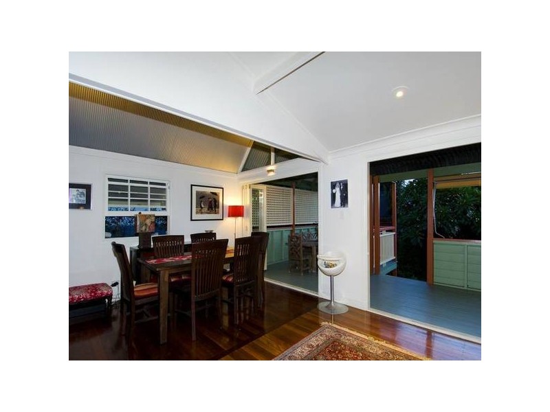 16 Rogers Street, Spring Hill QLD 4000