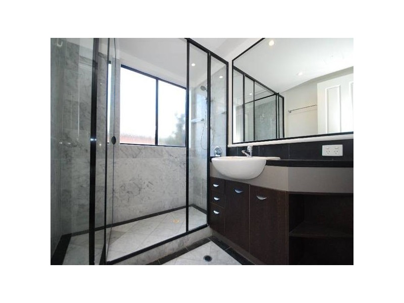 2/9 Prospect Terrace, Kelvin Grove QLD 4059