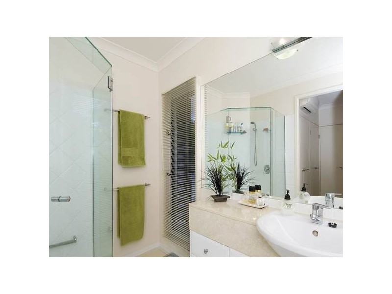 14 Walker Avenue, Newstead QLD 4006