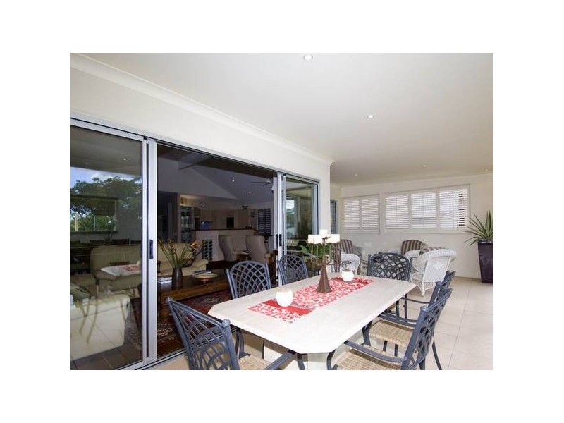 14 Walker Avenue, Newstead QLD 4006