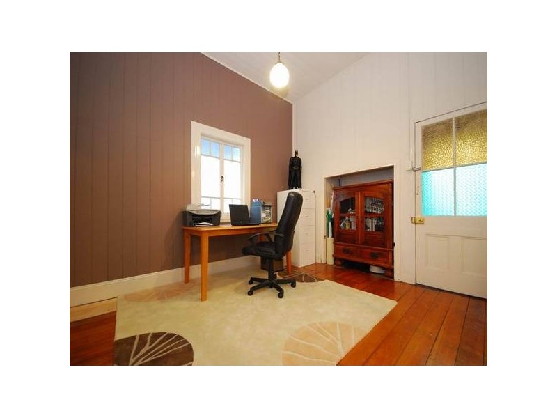 135 Stoneleigh Street, Lutwyche QLD 4030