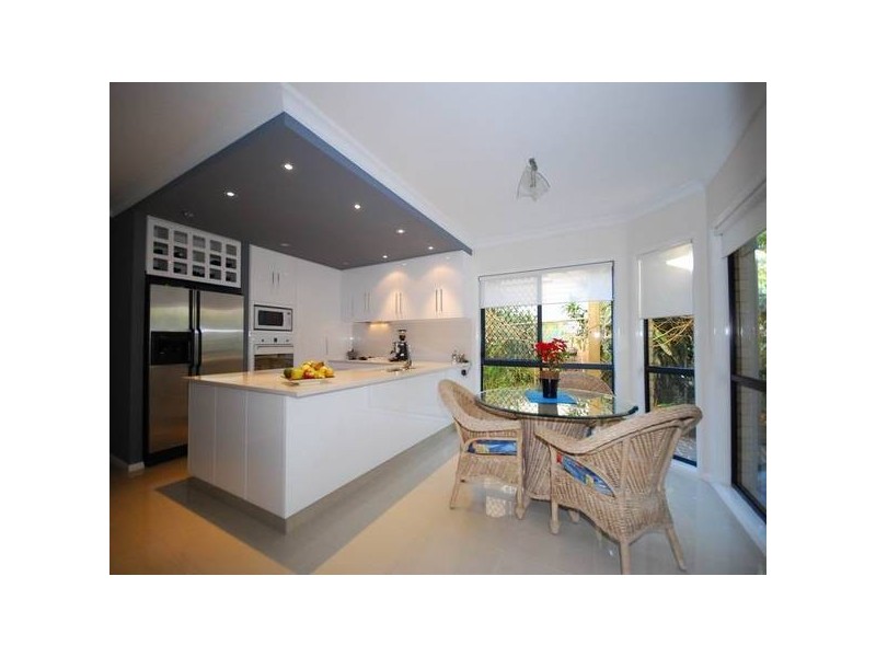 72 Brisbane Corso, Fairfield QLD 4103