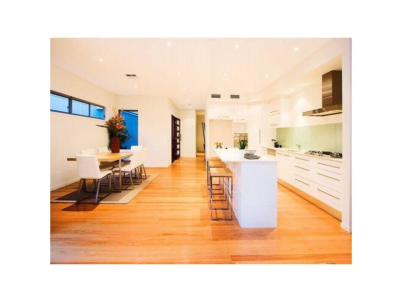 18 & 20 Melbourne Avenue, Camp Hill QLD 4152