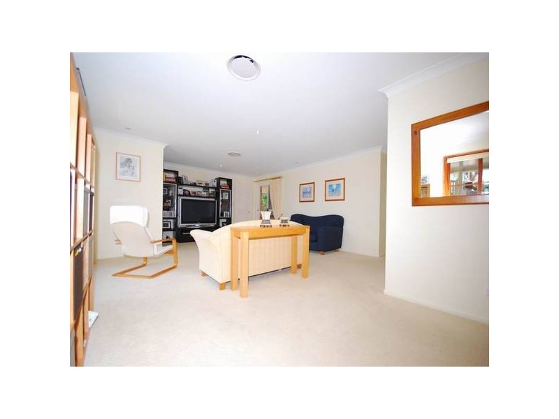 4 Gregsue Court, The Gap QLD 4061