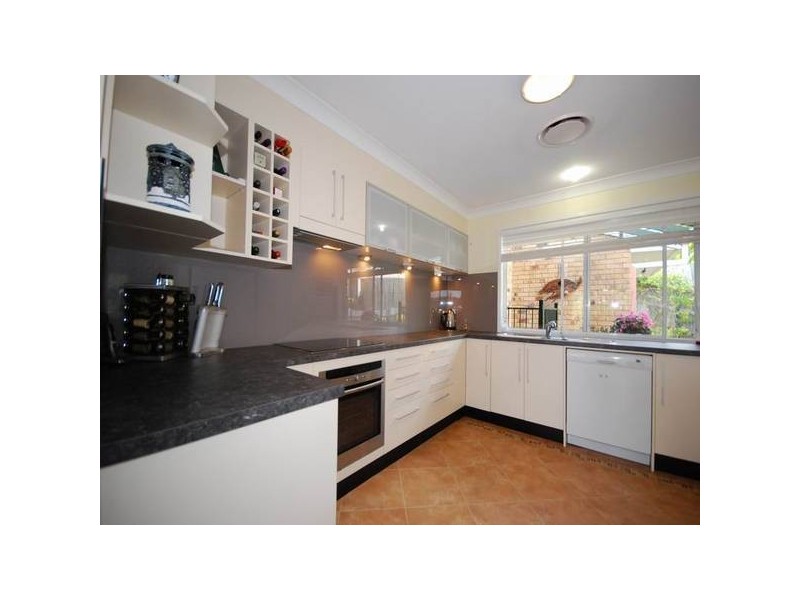 4 Gregsue Court, The Gap QLD 4061