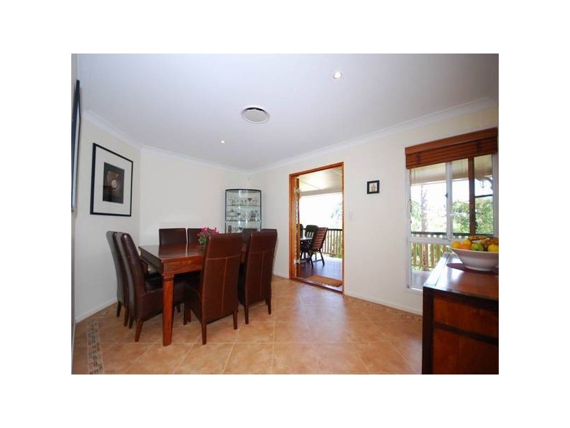 4 Gregsue Court, The Gap QLD 4061