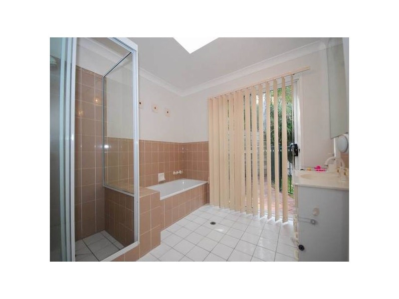 4 Gregsue Court, The Gap QLD 4061