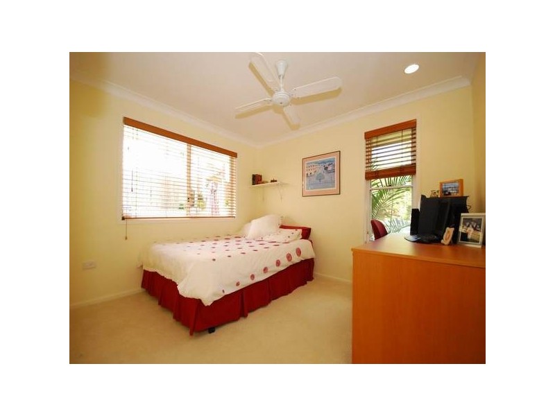 4 Gregsue Court, The Gap QLD 4061